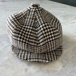 Gucci Authentic Houndstooth Cap